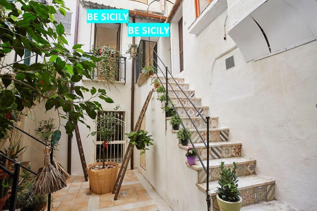 Be Sicily - In The Center 80 Mt From The Beach - In Centro Sul Mare - 70 Mq 트라파니 외부 사진